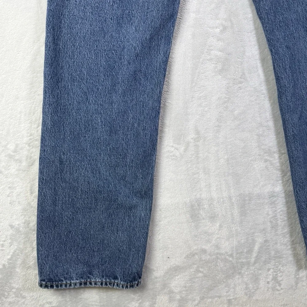 Levi's 501 Medium Wash Jeans Men's 34 x‎ 32 (actually 32x30) Casual Classic Blue